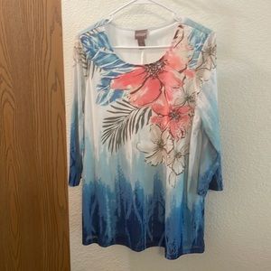 Chico’s Blue and Floral Print Blouse Size 1 (Medium)